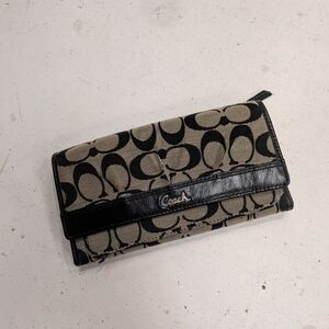 Coach Signature Black and Tan Clutch
